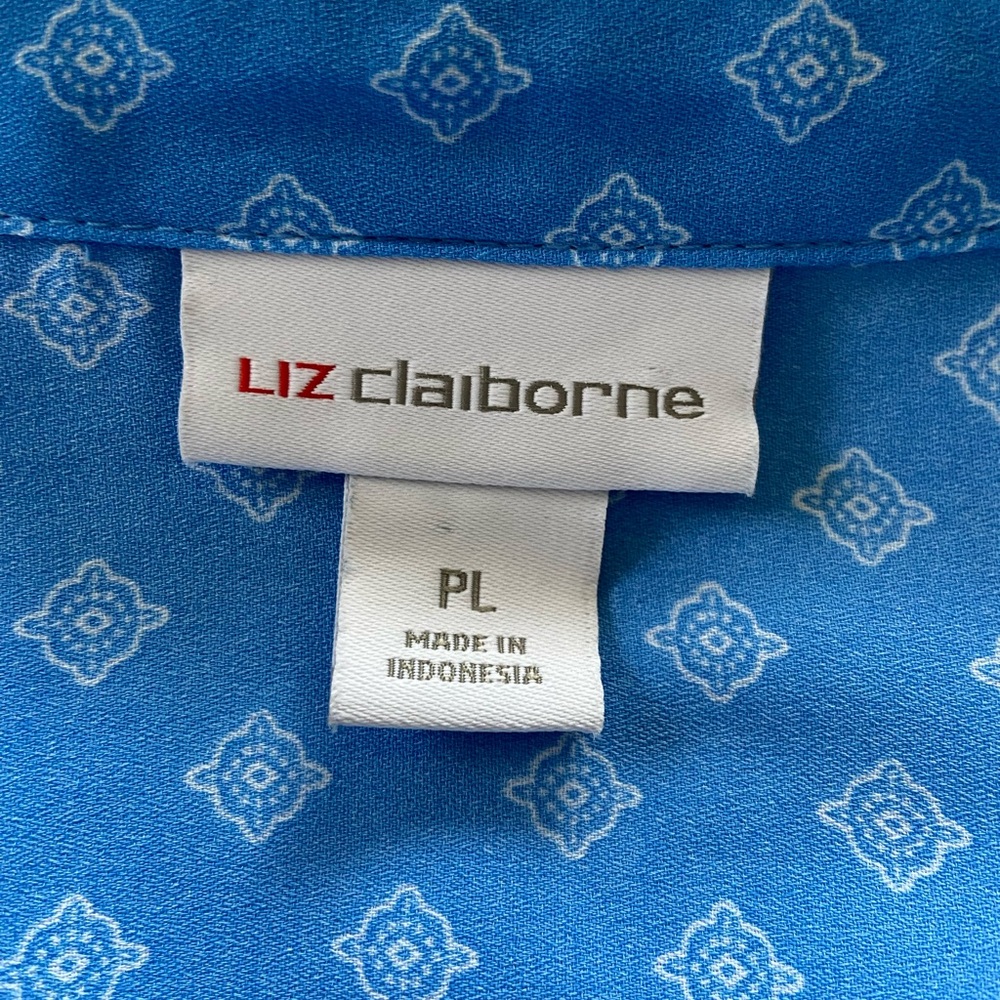 Liz Claiborne Azure and White Patterned Blouse Size LP - Picture 5 of 12